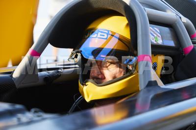 andy-green-obe-sat-in-the-jcb-hydromax.jpg